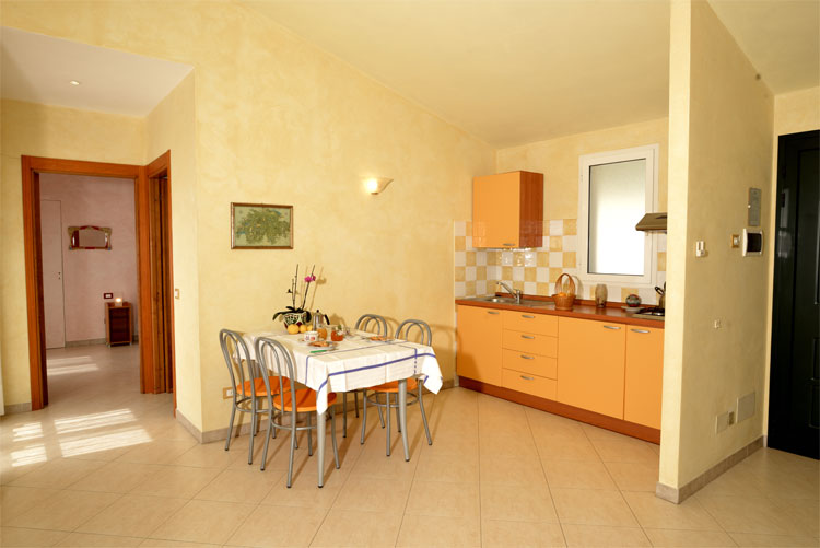 Mirage apartment: kitchen | Costadoro Holiday Home in Imperia